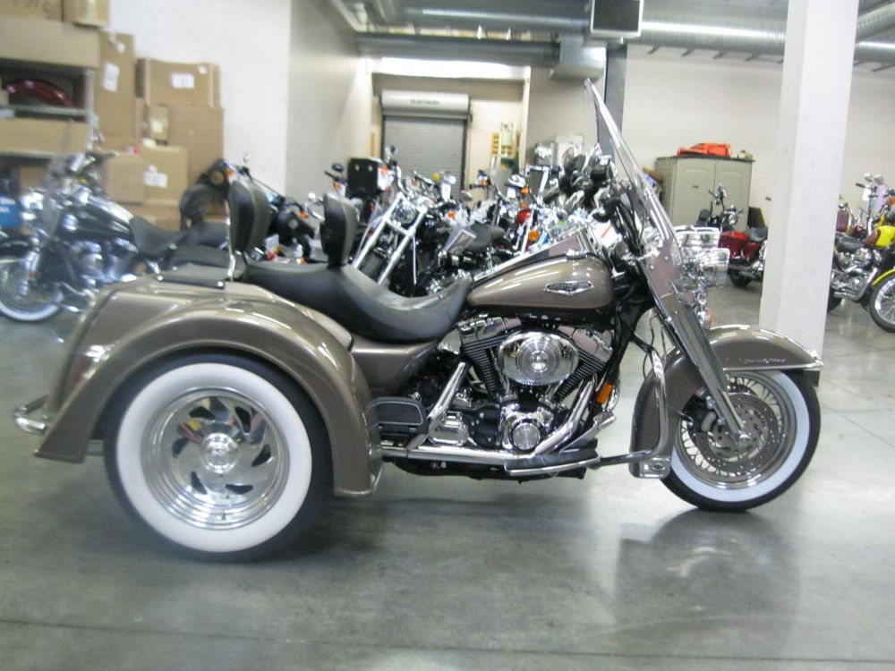 2004 Harley-Davidson Road King FLHR Trike 