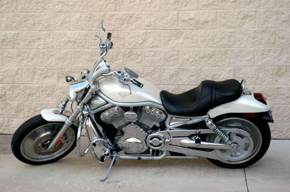 2003 Harley-Davidson VRSCA V-Rod Cruiser 