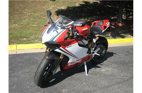2012 Ducati 1199 Panigale S Tricolore Sportbike 
