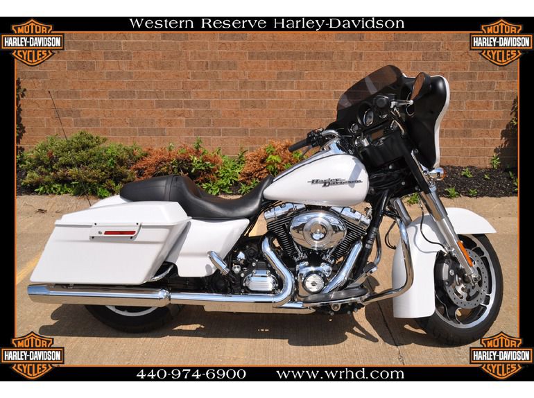 2011 Harley-Davidson FLHX - Street Glide 