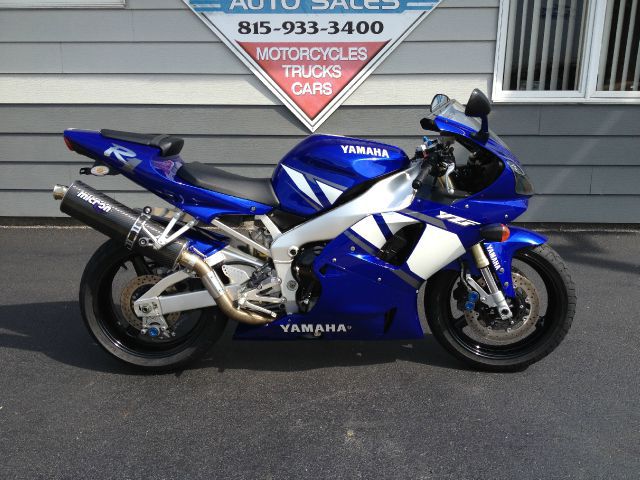 Used 2001 Yamaha YZF-R1 for sale.