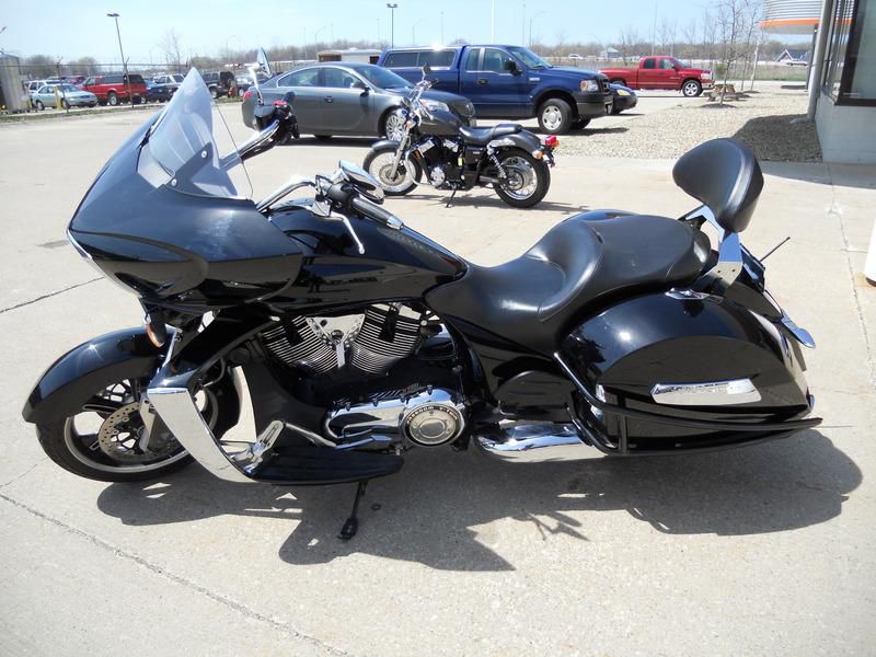2011 Victory Cross Country COUNTRY Touring 