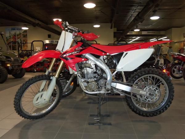 Used 2005 Honda CRF450R for sale.