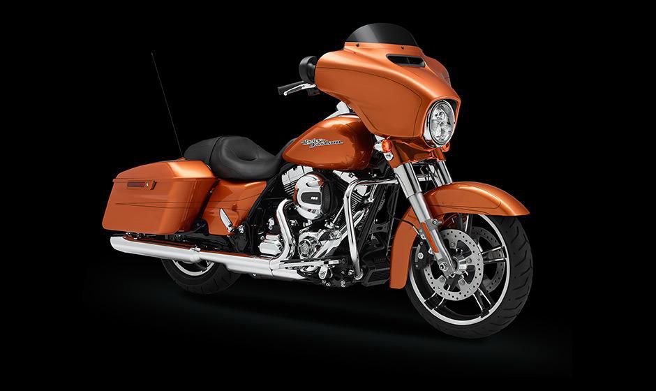 2014 Harley-Davidson FLHXS Street Glide Special Cruiser 