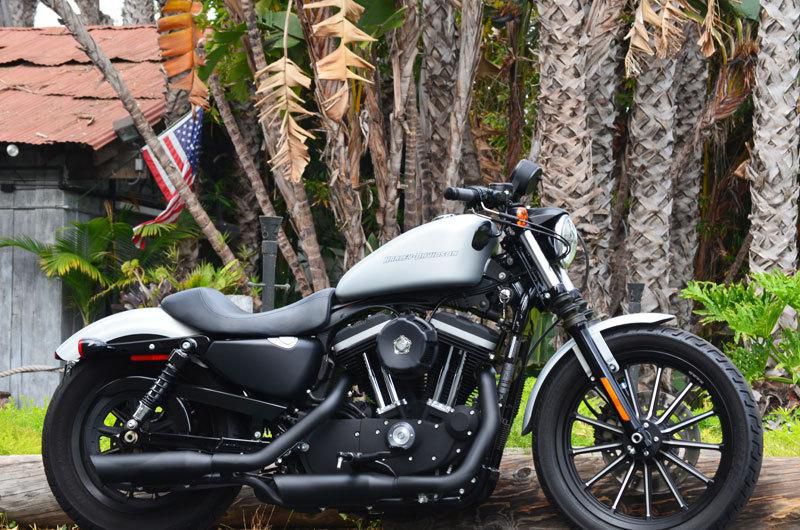 2010 Harley-Davidson XL883N - Sportster Iron 883 Standard 