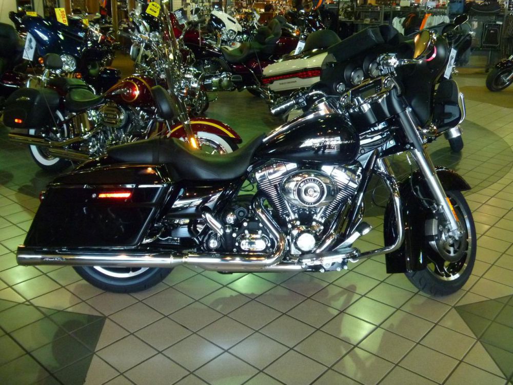 2010 Harley-Davidson FLHX Touring 