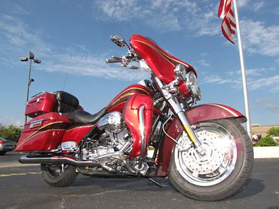 2005 Harley-Davidson Touring SCREAMIN EAGLE FLHTC