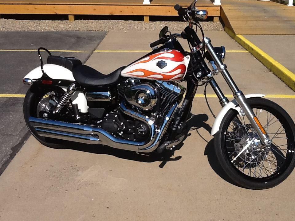 2014 Harley-Davidson FXDWG Dyna Wide Glide Cruiser 