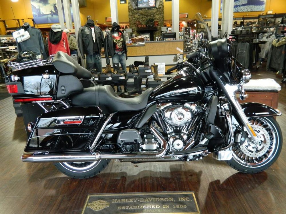 2013 Harley-Davidson Ultra Limited FLHTK Touring 
