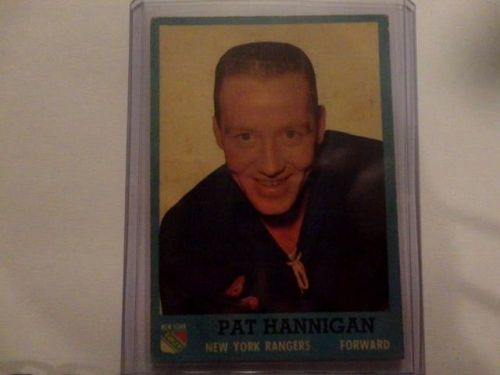 1962-63 topps hockey #64 pat hannigan ny rangers, unmarked no creases