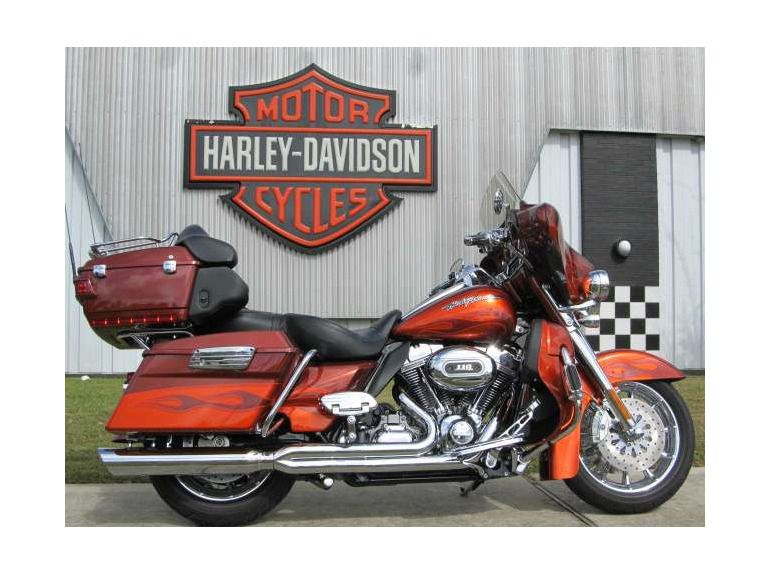 2010 Harley-Davidson FLHTCUSE5 CVO Ultra Classic Electra Glide 