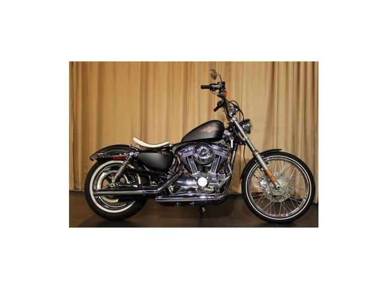 2013 Harley-Davidson Sportster XL1200V - 72 Cruiser 