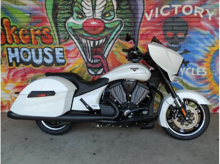 2014 Victory CROSS COUNTRY Touring 