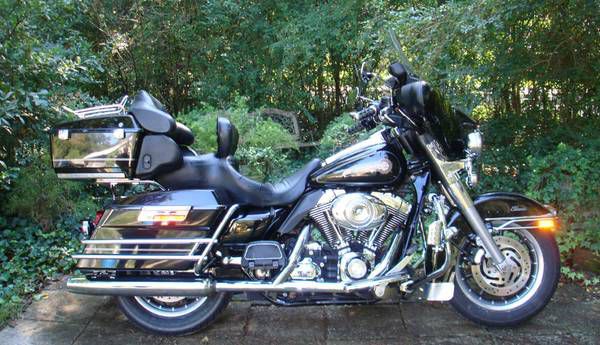 2007 Harley Davidson Electra Glide Classic Vivid Black &amp; Chrome!