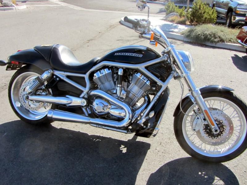 Harley davidson 2009 v-rod 1250 hd motor water cooled v twin great bike