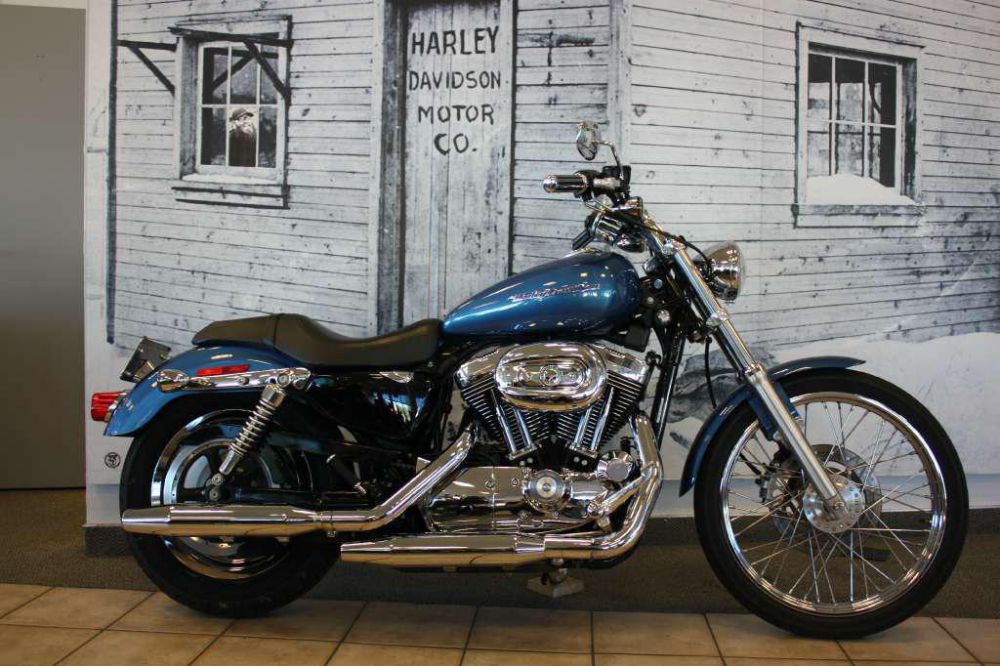2005 Harley-Davidson Sportster XL 1200 Custom Cruiser 