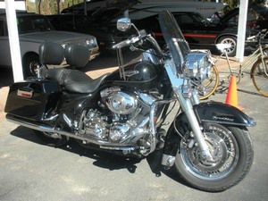 Used 2007 Harley Davidson Road King for sale.