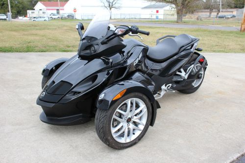 2014 Can-Am SPYDER RS SM5 *837 MILES* SHIPPING STARTS AT $199