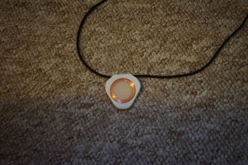 Genuine q-link pendant in white