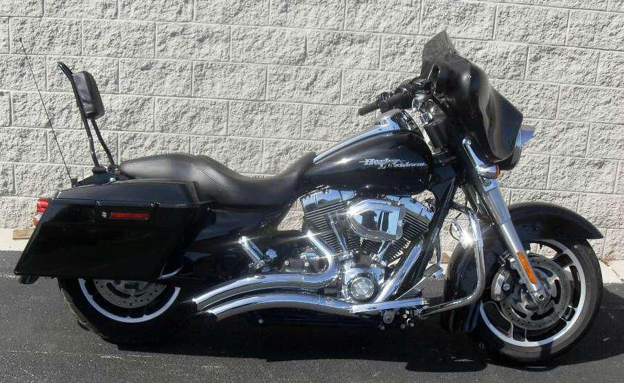 2009 Harley-Davidson FLHX Street Glide Touring 
