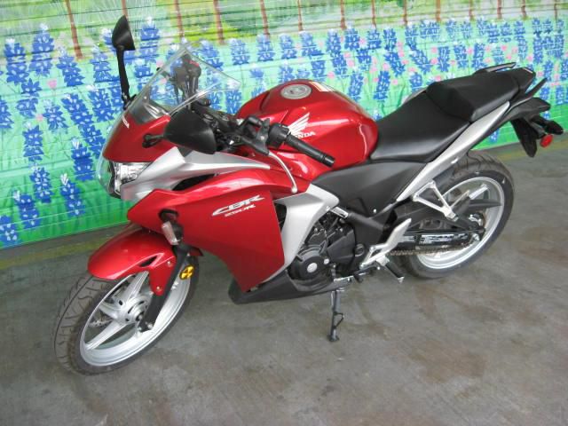 2011 honda cbr250  sportbike 