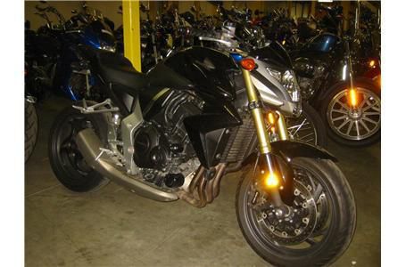 2011 Honda CB 1000R Sportbike 