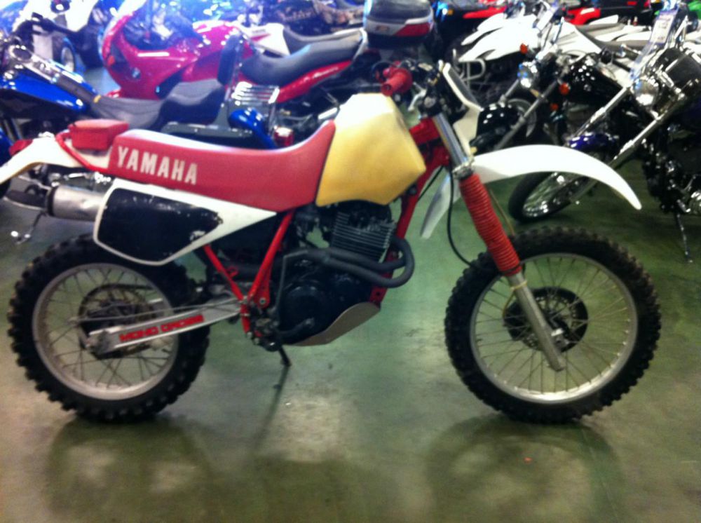 1985 Yamaha TT600 Dirt Bike 