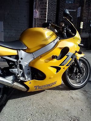 Triumph : Other Triumph TT600 Yellow: Only 7,000 Miles
