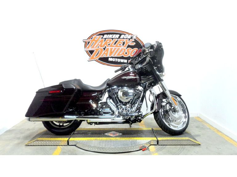 2014 Harley-Davidson FLHXS - Street Glide Special 