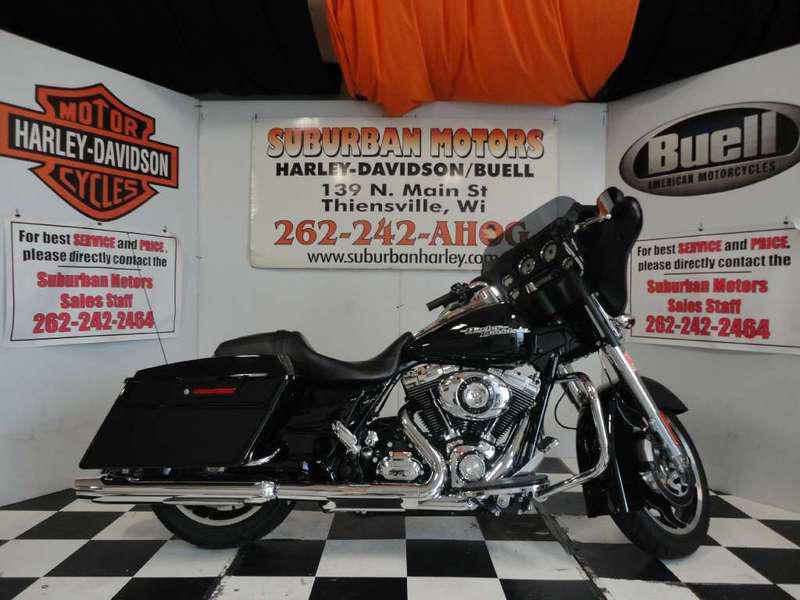 2011 Harley-Davidson FLHX - Street Glide Touring 