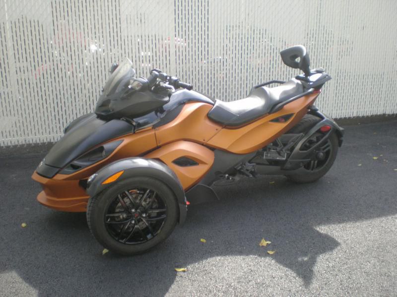 2011 Can Am Spyder RS S Excellent Condition LOW MILES NO RESERVE !!!