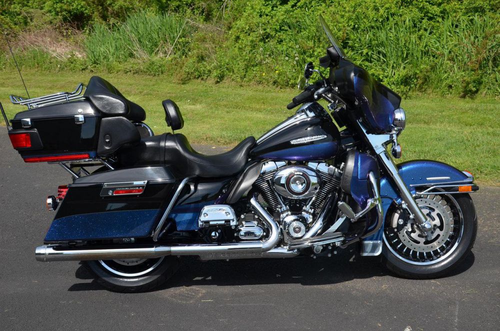 2010 Harley-Davidson ELECTRA GLIDE ULTRA CLASSIC LIMITED FLHT Touring 