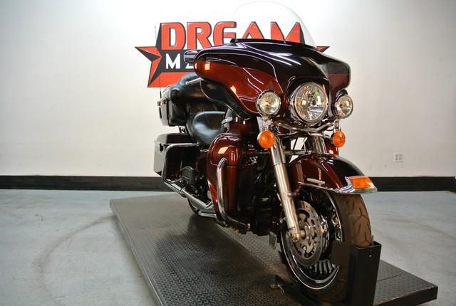 2011 Harley-Davidson Ultra Limited FLHTK Cruiser 