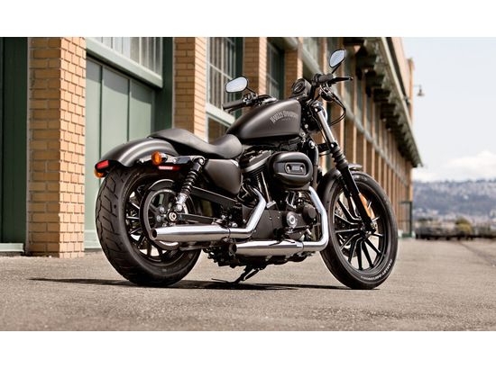 2013 Harley-Davidson Sportster Iron 883 IRON 
