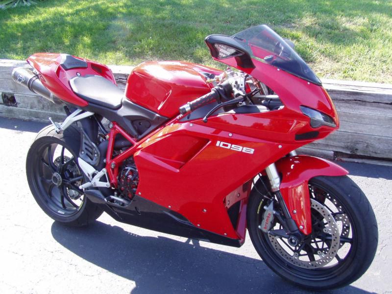 2007 DUCATI 1098 BASE 4600miles TONS OF MODS