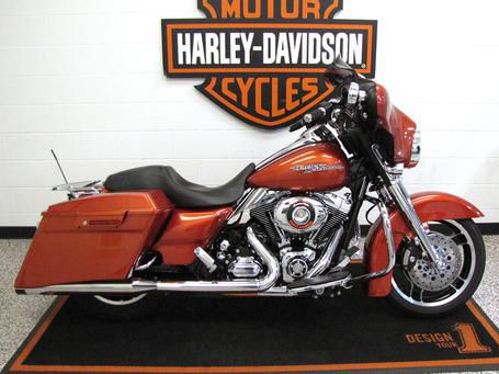 2011 Harley-Davidson Street Glide - FLHX Touring 