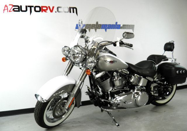 2008 Harley Davidson FLSTN Softail Deluxe