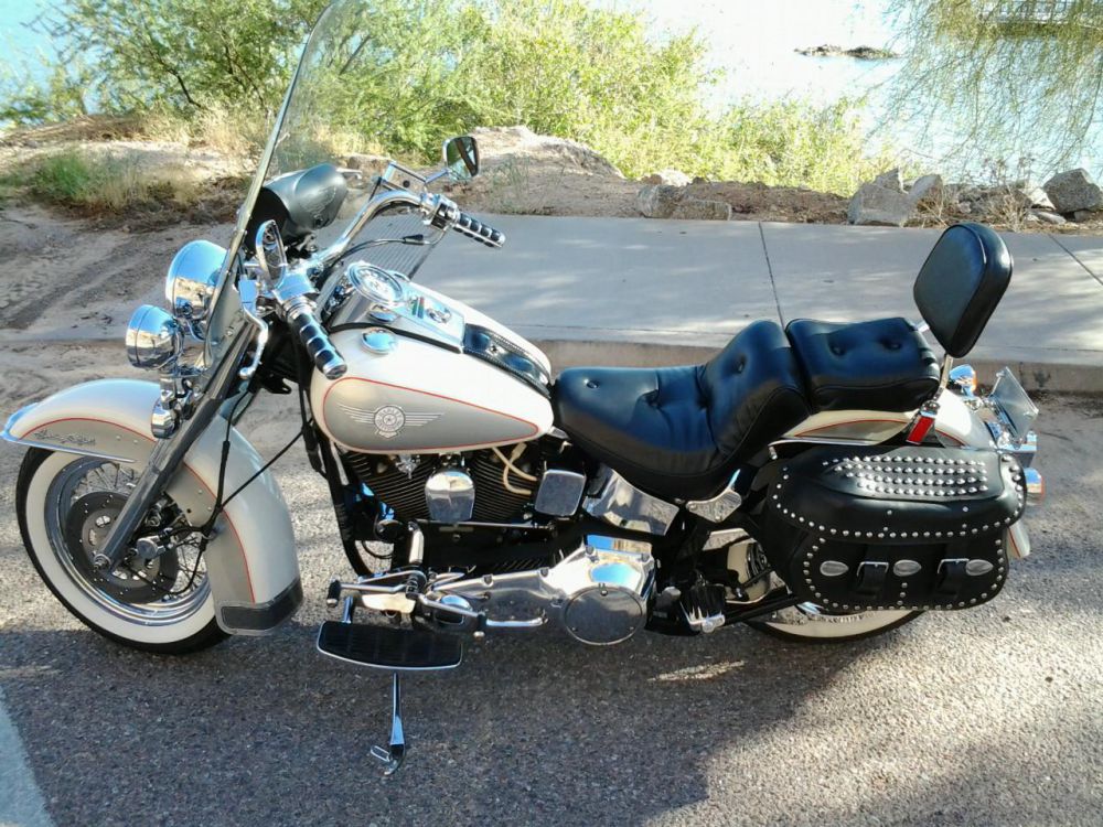1994 Harley-Davidson Heritage Softail Cruiser 