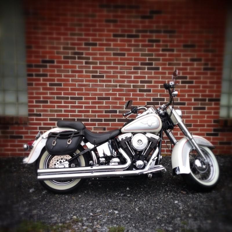 1994 Heritage Softail with ORIGINAL cowhide seat and bags