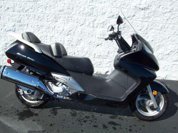 2011 honda silver wing (fsc600 abs)  scooter 