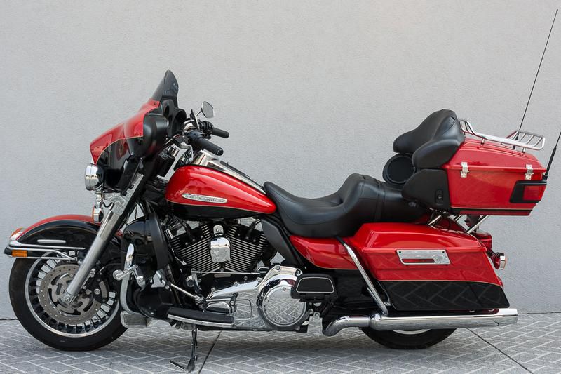 2010 Harley-Davidson FLHTK - Electra Glide Ultra Limited 
