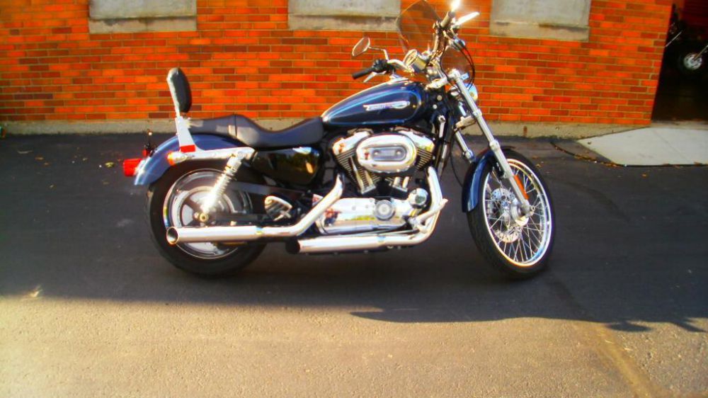 2009 Harley-Davidson XL1200C Cruiser 