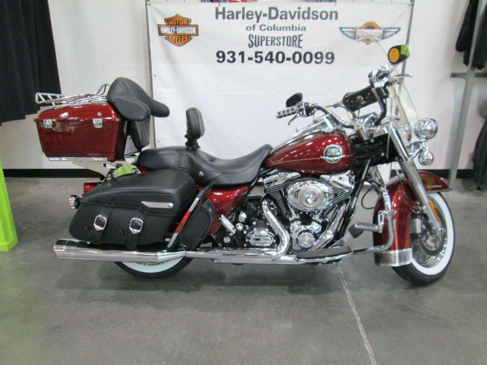 2010 Harley-Davidson FLHRC Road King Classic Touring 