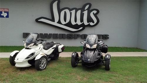 2013 Can-Am Spyder ST LIMITED Sport Touring 