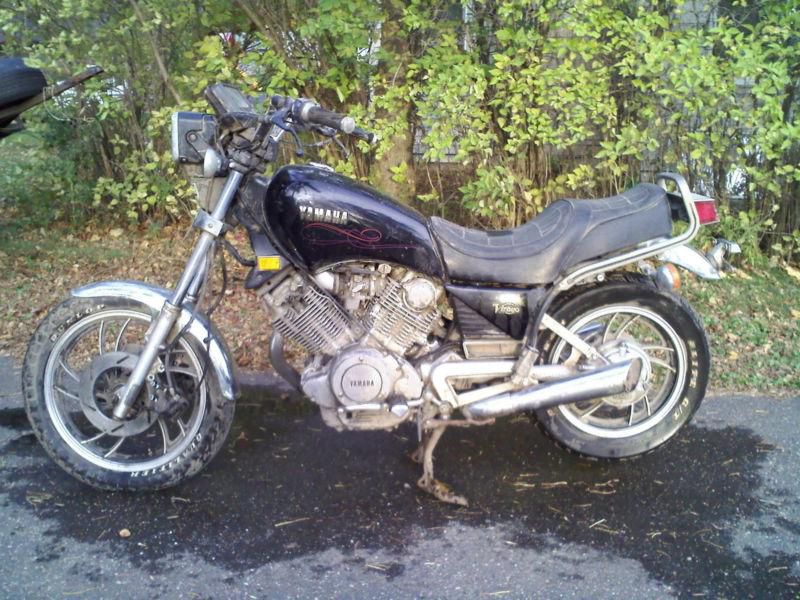 1982 Yamaha Virago 920 Repairable 27,169 Miles Have Title Been Sitting.