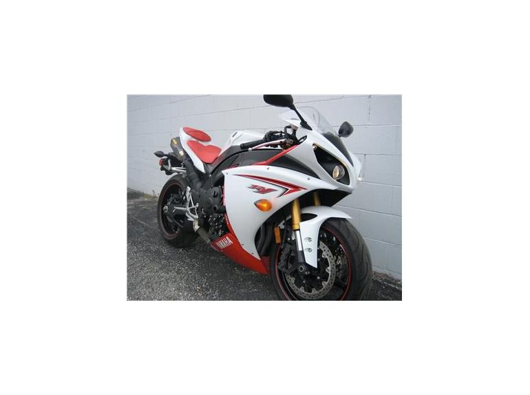 2009 Yamaha YZF-R1 1000cc 