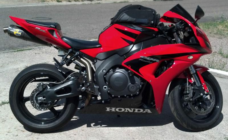 2007 Honda CBR 1000 RR, Red, $3,000.00 in Aftermarket Parts Added, 9,400 miles!!