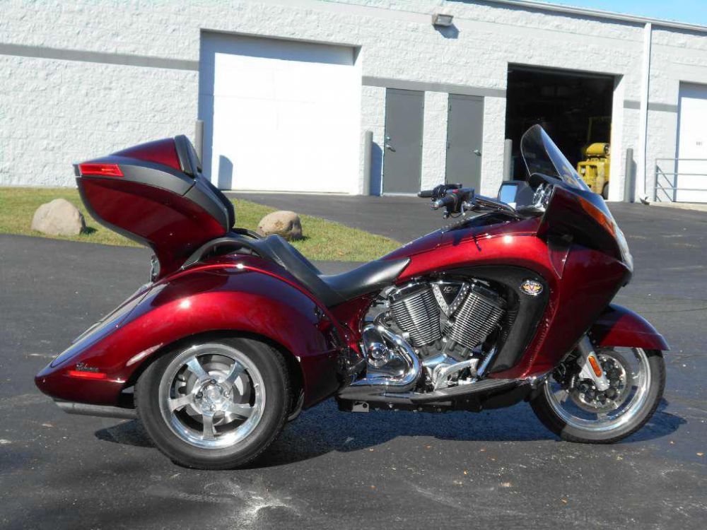 2011 Victory Vision Tour Trike Touring 