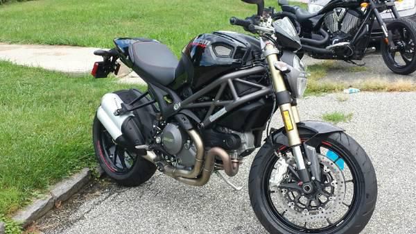 2013 Ducati Monster 1100 Evo (ABS) - 0 Mileages