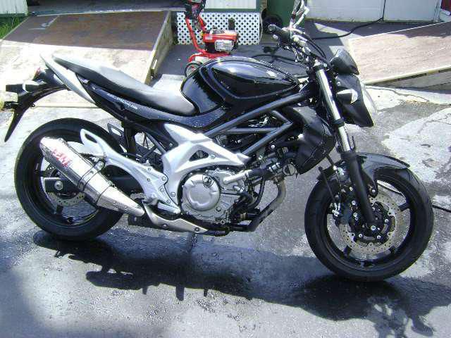 2009 suzuki gladius  sportbike 